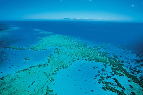 Cairns scenic flights, Great Barrier Reef Scenic Flights, Helicopter ...